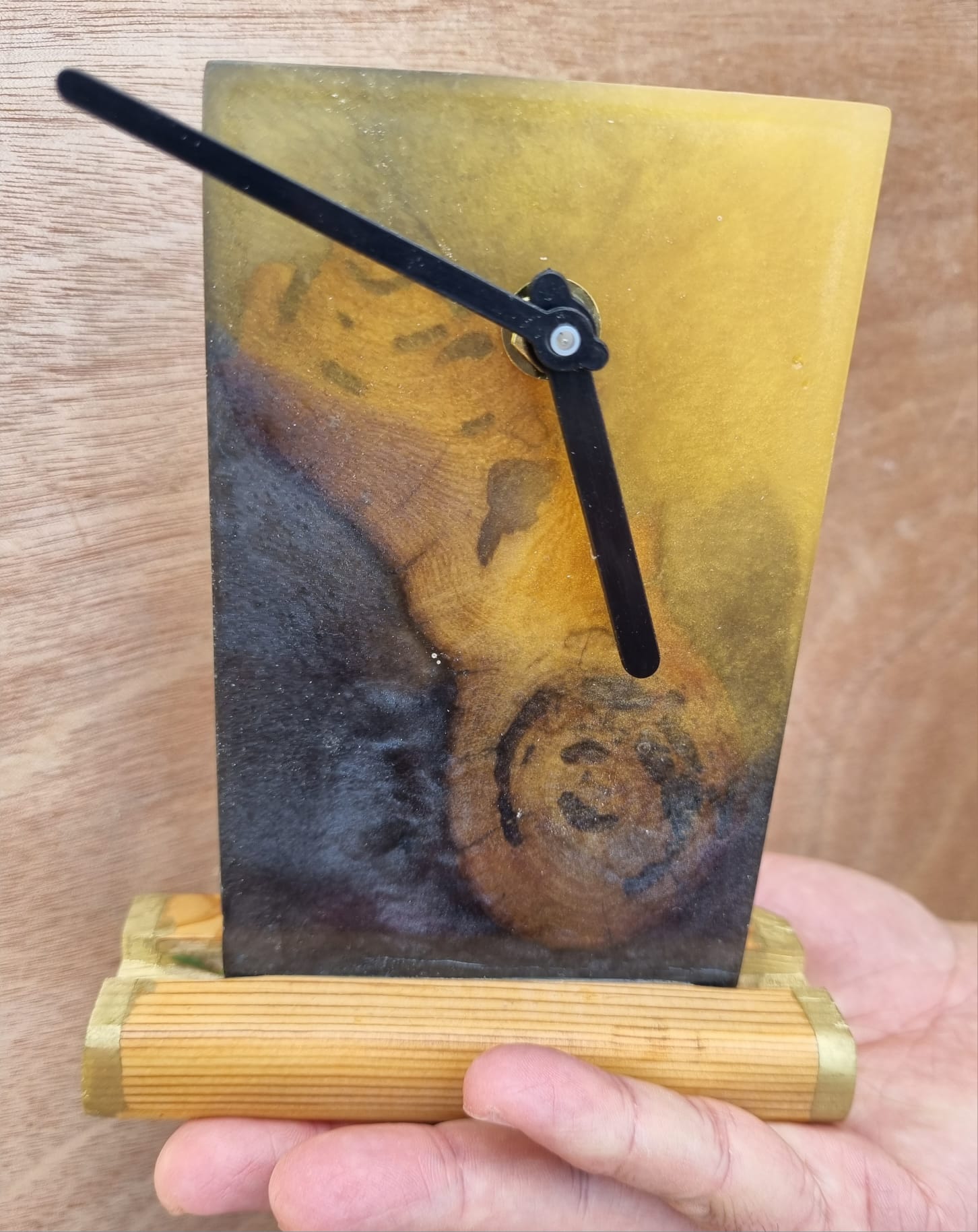 שעון אפוקסי משולב עץ מדברי - חולית
